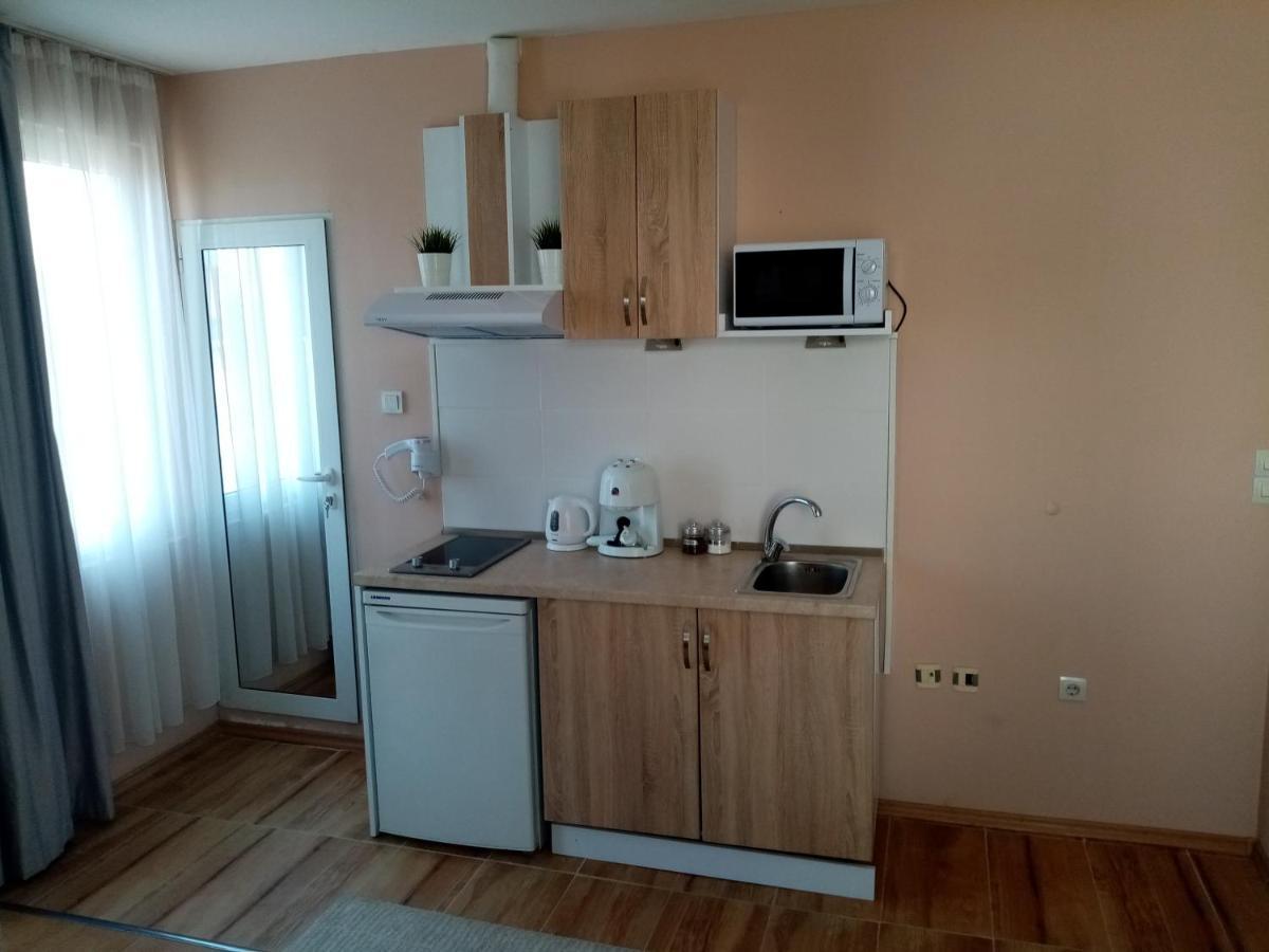 Benita Inn Apartments Sofia Esterno foto